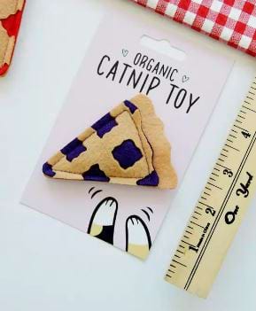 Housecat Club Organic Catnip Pie Slice Cat Toy